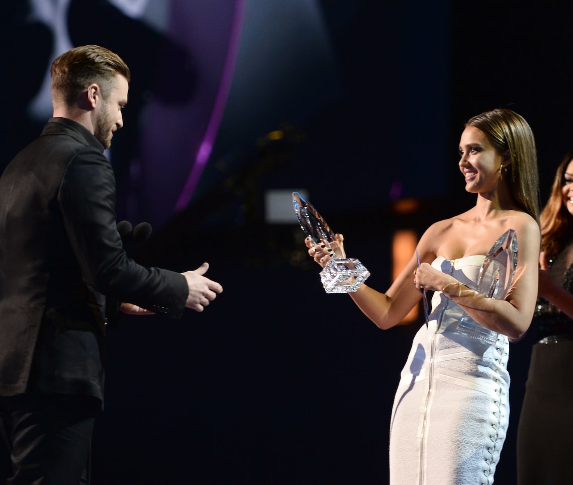 People's Choice Awards 2014, image size:1140x964