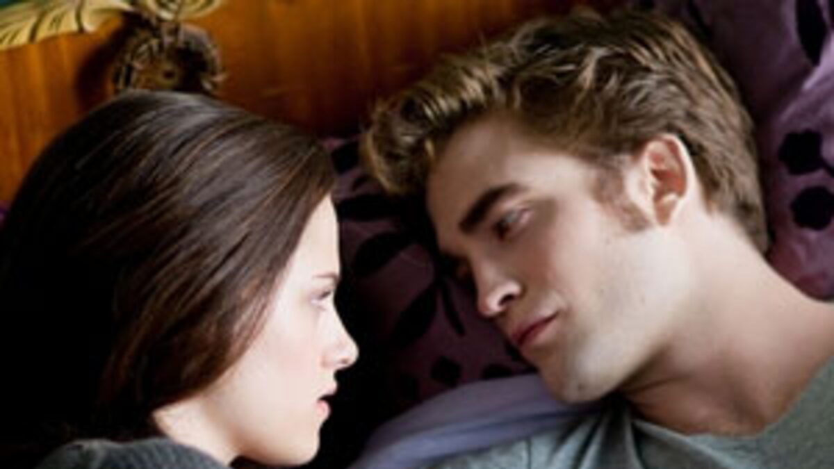 Extra Scoop 'Breaking Dawn' Getting Broken Down into Two Films