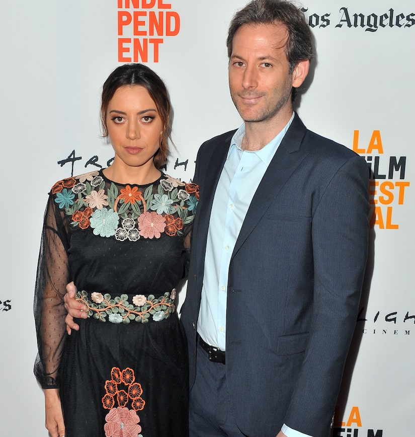 Aubrey Plaza Reflects on Grief After Husband’s Death: ‘Ocean of Awfulness’