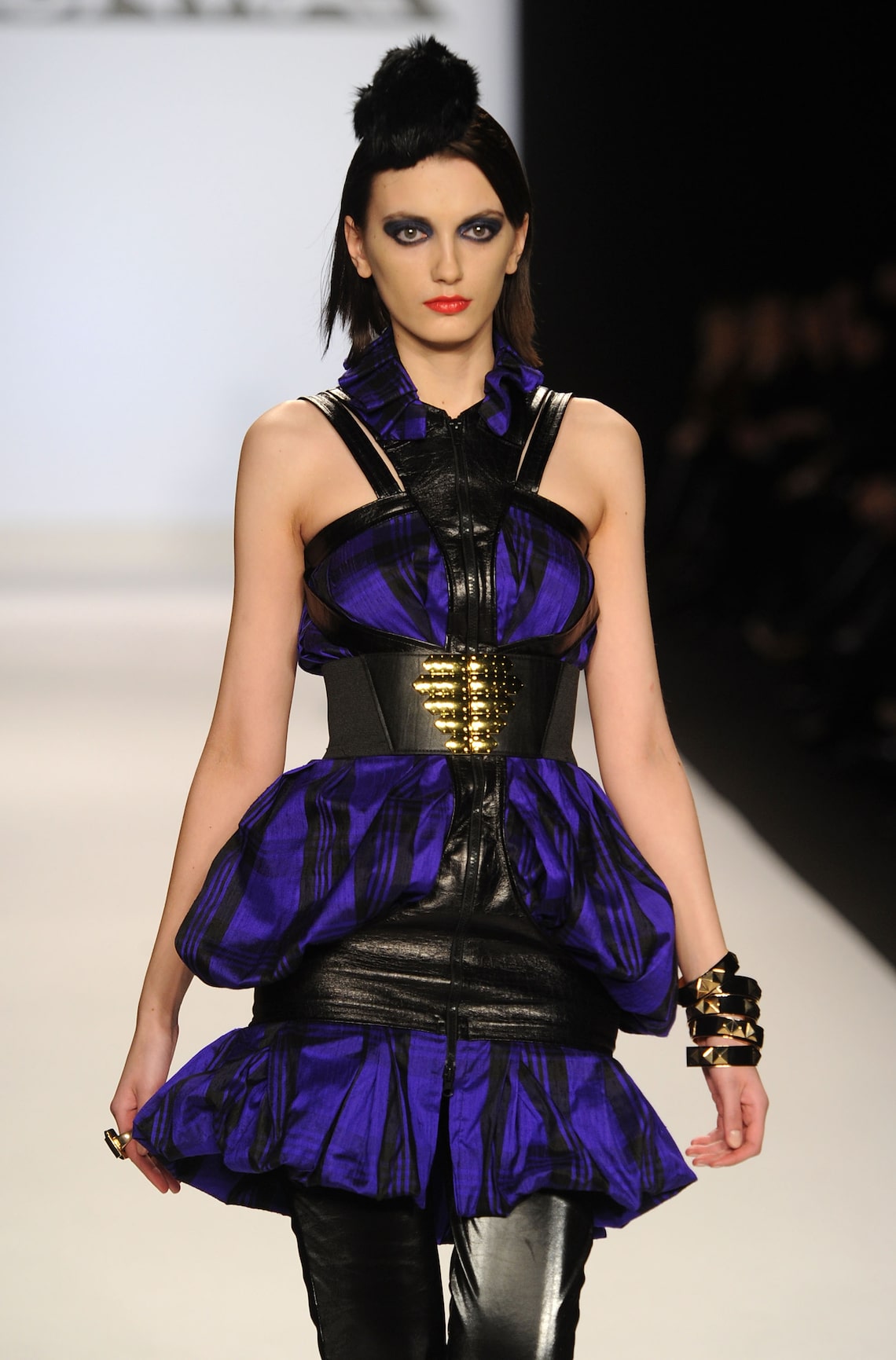 project runway season 7 dresses Project Runway: Season 7, Episode 2
