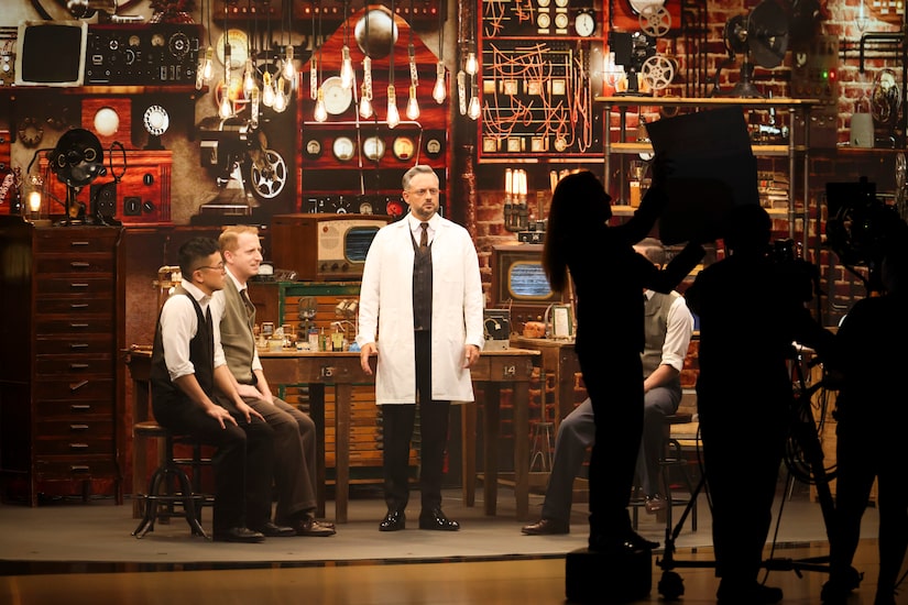 Nate Bargatze Gives Hilarious Take on the Development of Television in Emmys Opening