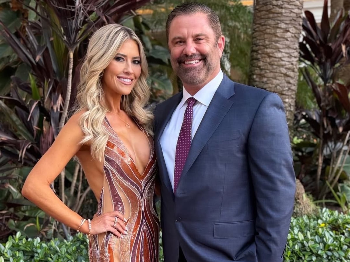 christina haack backless dress And Ant Anstead Christina El Moussa Wedding Gown A Complete Timeline Of Christina  Haack Ant Anstead's