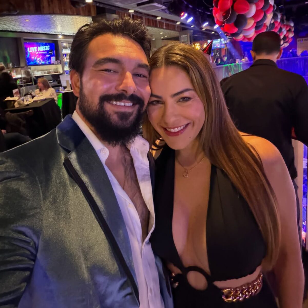 90 Day Fiancé' Star Veronica Rodriguez Marries Seth Daryoushfar