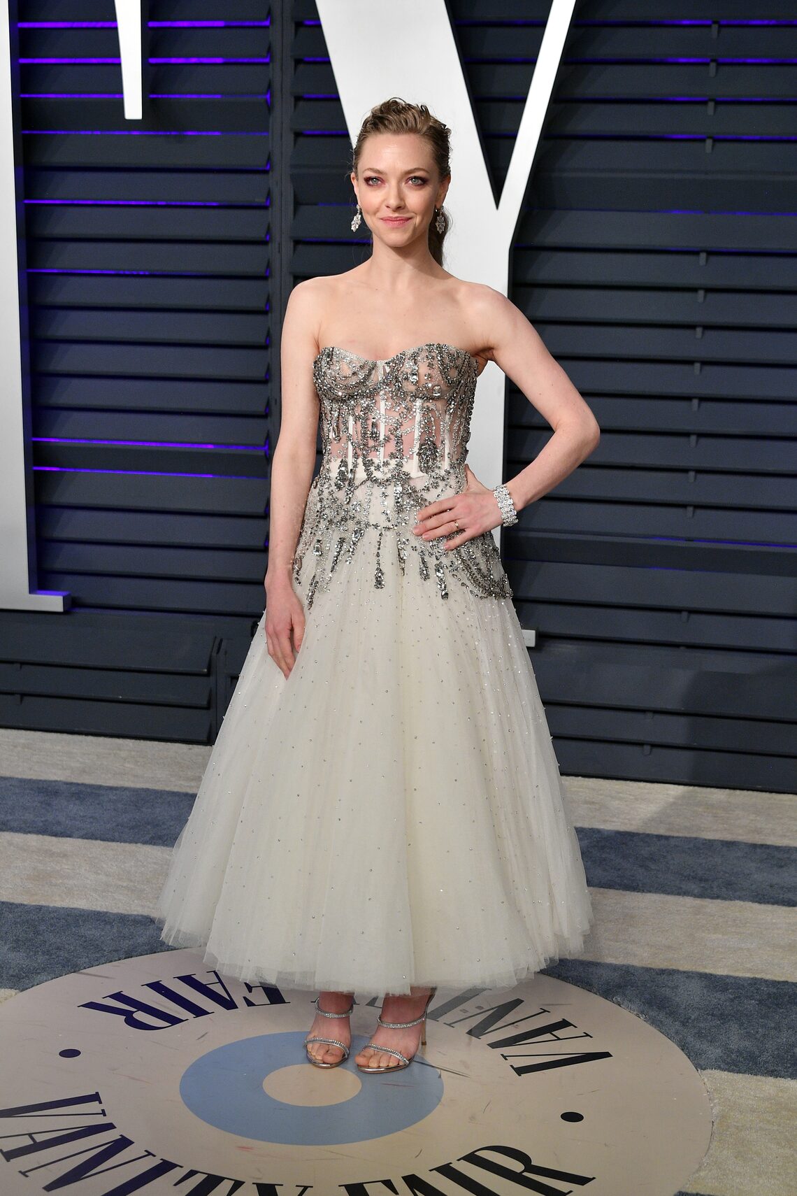 Amanda Seyfried attends the 2019 Vanity Fair Oscar Party.
