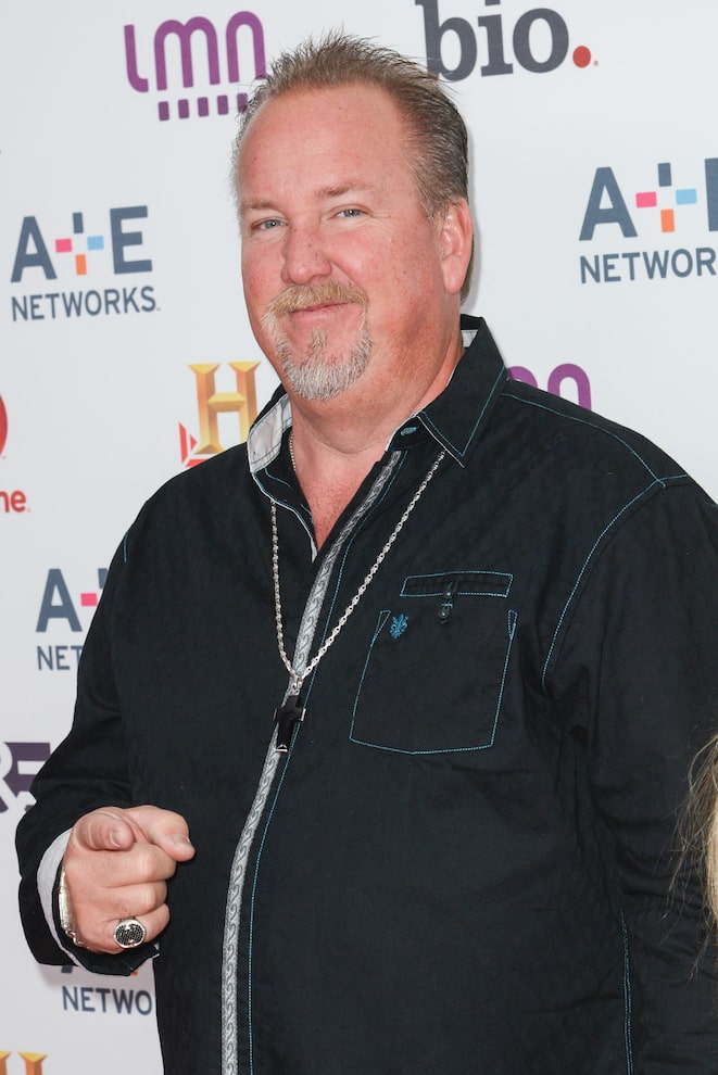 Storage Wars' Star Darrell Sheets Gives a Thumbs Up in Final Pic Before  Tragic Death