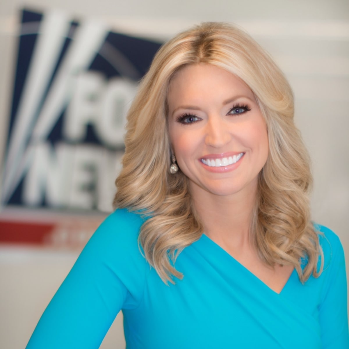 FOX & Friends' Names Ainsley Earhardt As New Co-Host