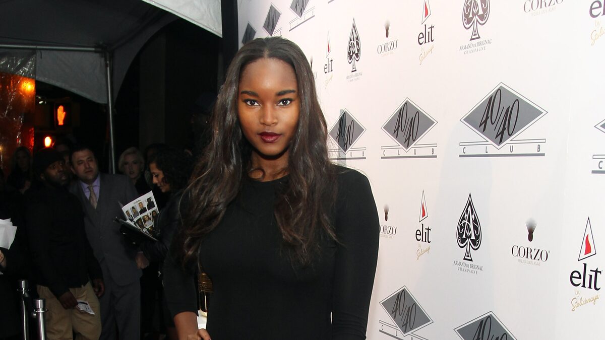 Jay Rozier Elle Jay-Z Re-Opens 40/40 in NYC 2012