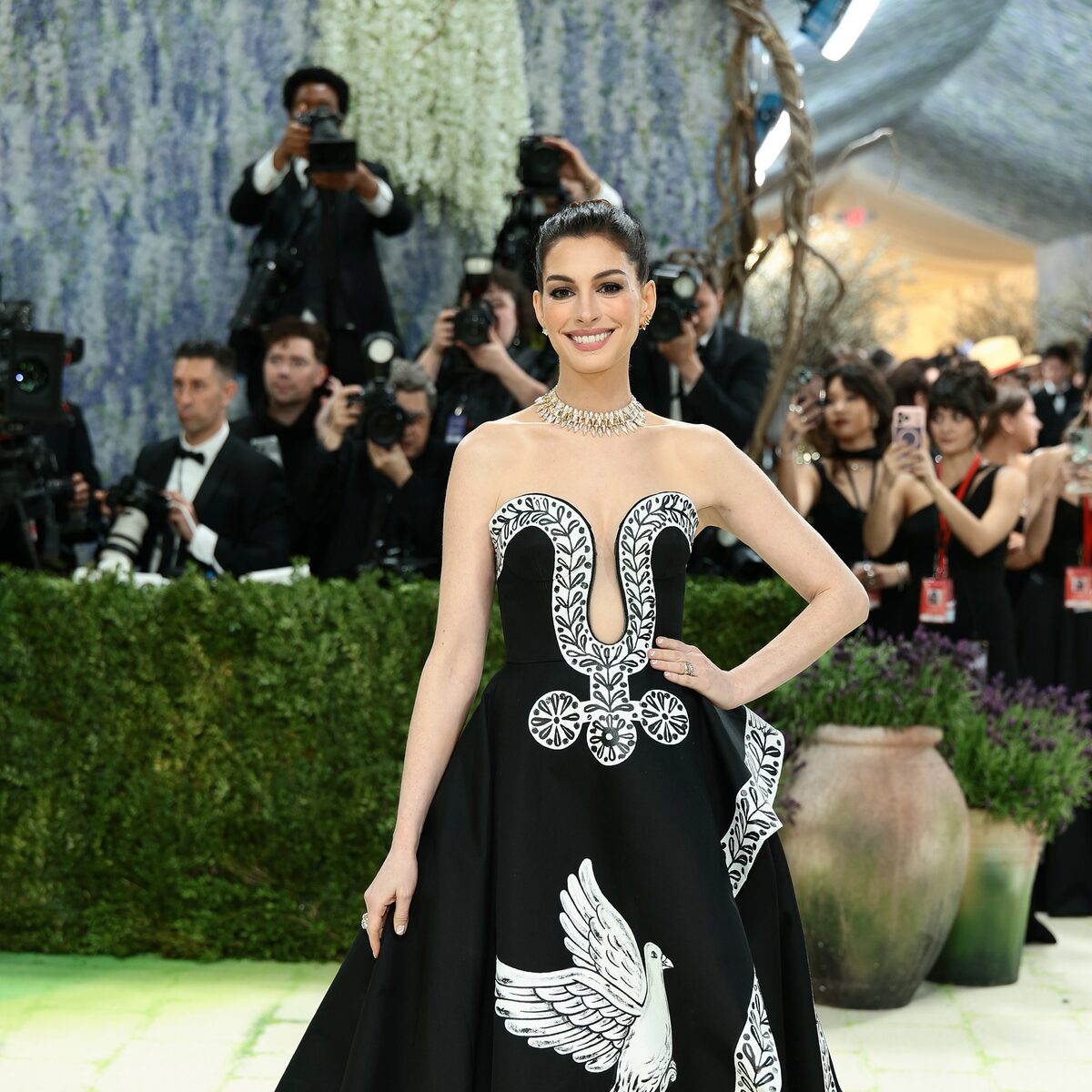 princess diaries white dress Miracles Happen! Here's Everything We Know About The 3 Film Over The Moon polished summer look. Halloween Princess Mia Dress Princess
