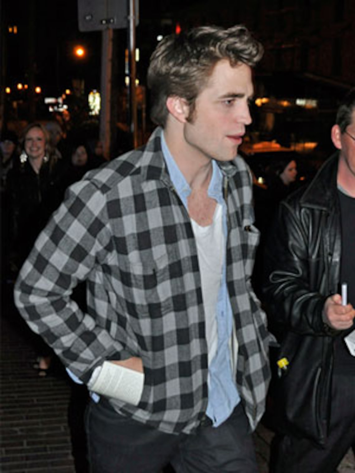 Robert Pattinson and a few of his "New Moon" castmembers celebrated the vampire film's wrap at Blue Water Cafe in Vancouver.