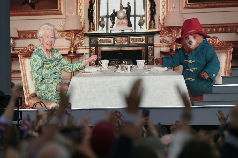 Queen Elizabeth II Appears with Paddington Bear in Jubilee Short: Watch!