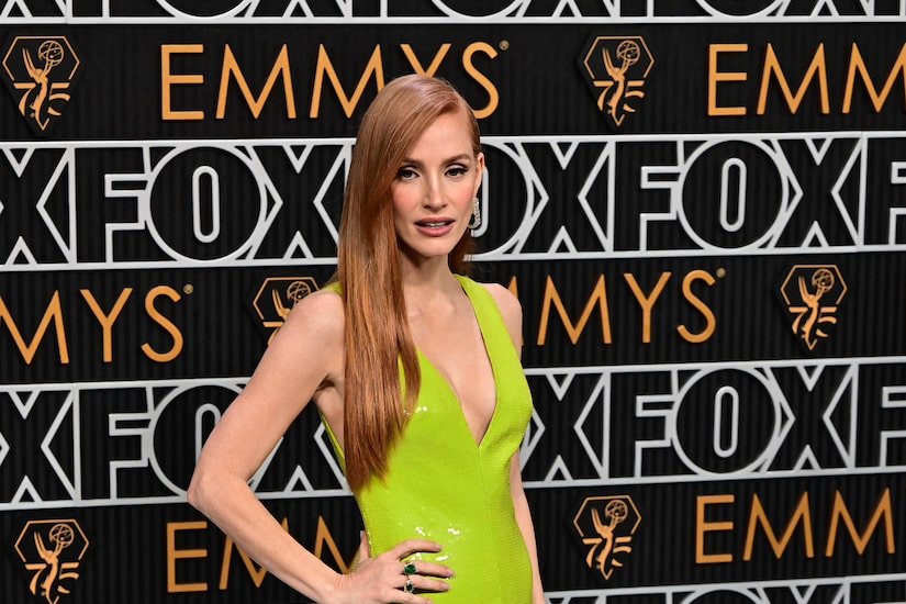 ‘Fifty Shades of Grey’ Cast Facts: Charlie Hunnam and Dakota Johnson!