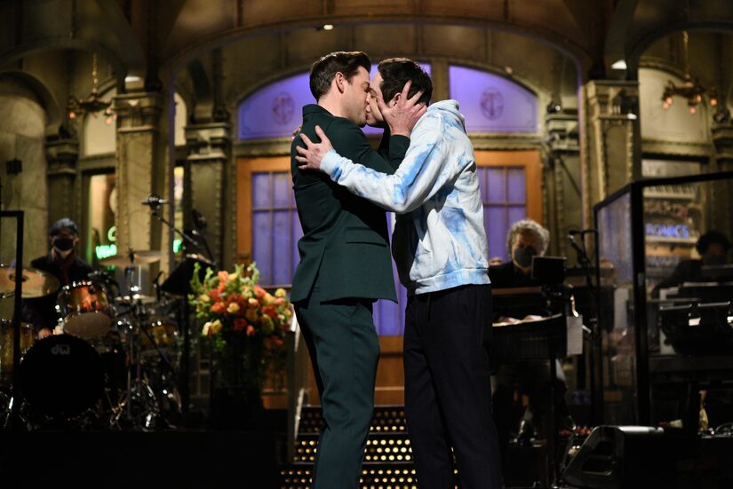 John Krasinski Shouts Out His Kids, Plants a Kiss on Pete Davidson in 'SNL' Debut