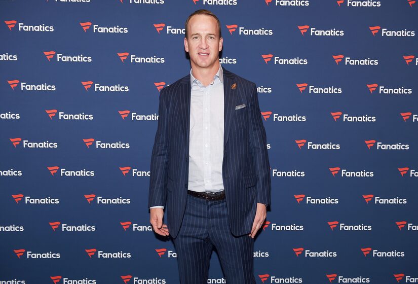 Peyton Manning Set to Host 'College Bowl' Reboot