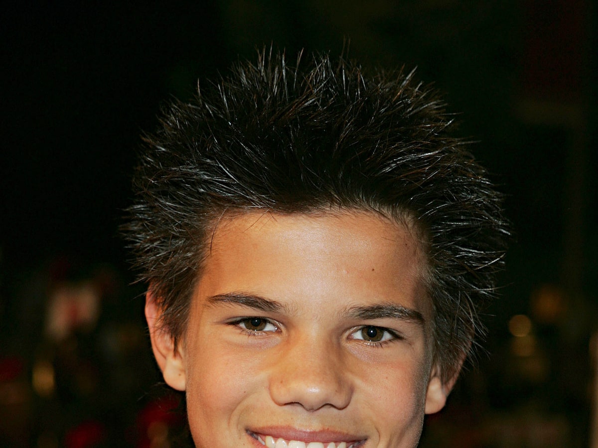 The Taylor Lautner Baby News is the Kind of Wholesome Chaos We Need