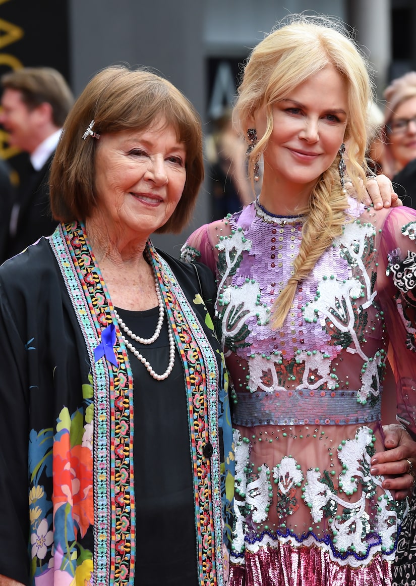 Nicole Kidman Skips Venice Award Due to Mother's Death: 'Heartbroken'