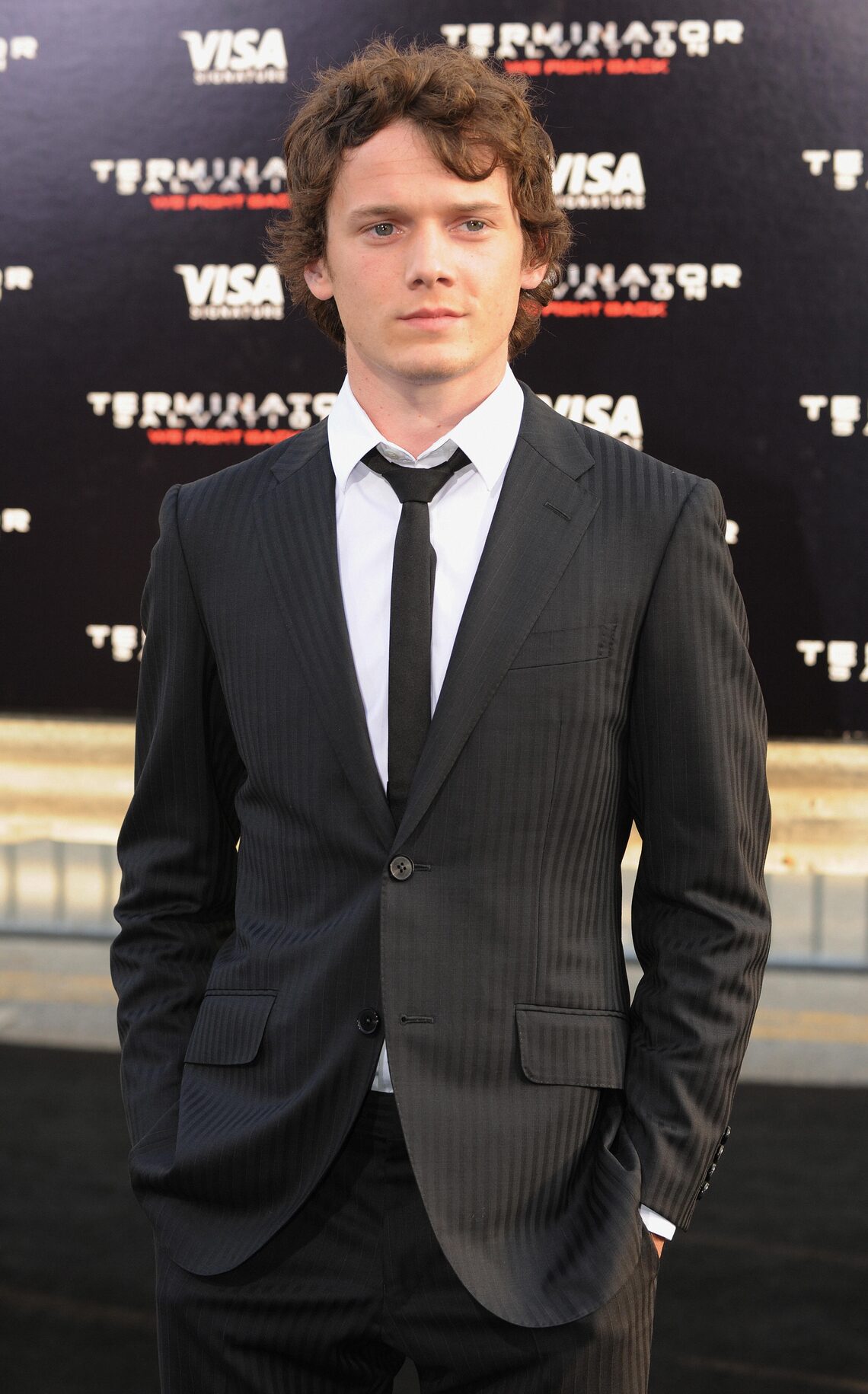 "Terminator Salvation" star Anton Yelchin suited up with a skinny tie for the flick's Hollywood premiere. Anton plays Human Resistance soldier Kyle Reese in the film.