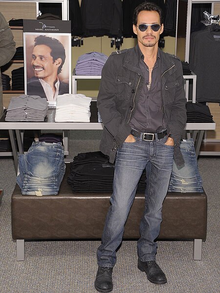 Marc Anthony Talks with 'Extra': J.Lo 