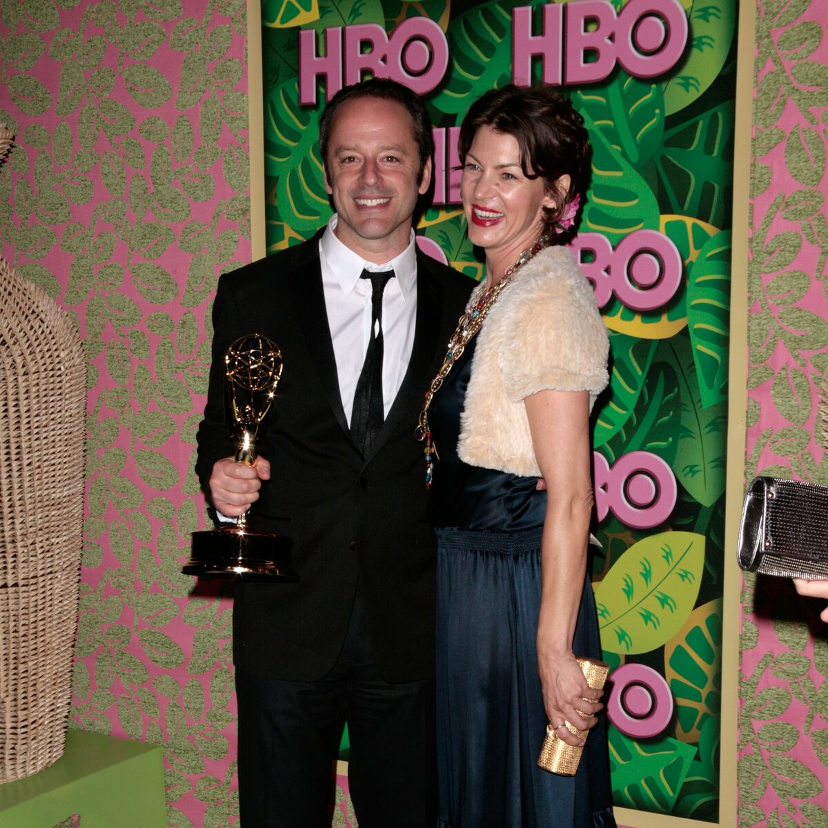Gil Bellows Family