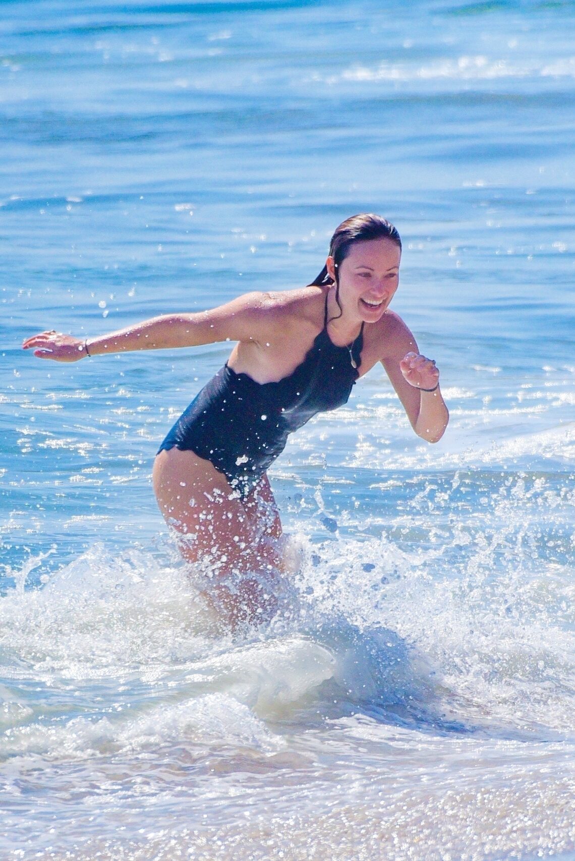 Olivia Wilde soaked up the sun during the Labor Day weekend in Malibu.