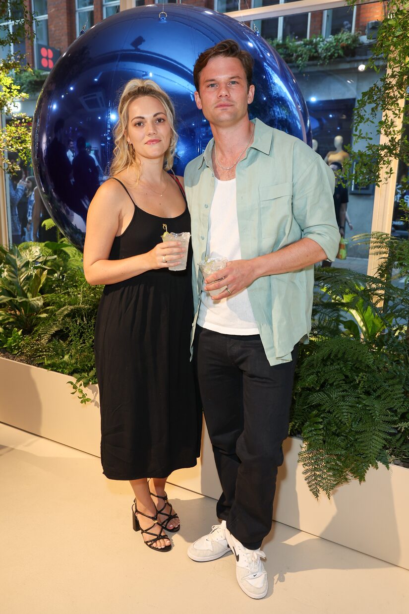 Jeremy Irvine Secretly Marries Jodie Spencer