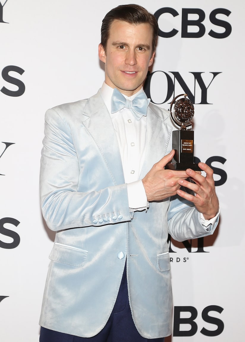 Gavin Creel, Tony Winner for 'Hello, Dolly!,' Dies at 48 After Cancer Battle