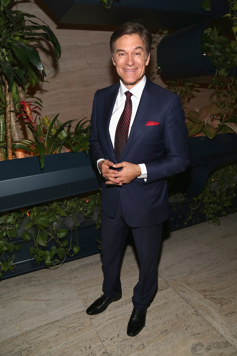 Dr. Oz Meets the Man He Saved at Newark Airport