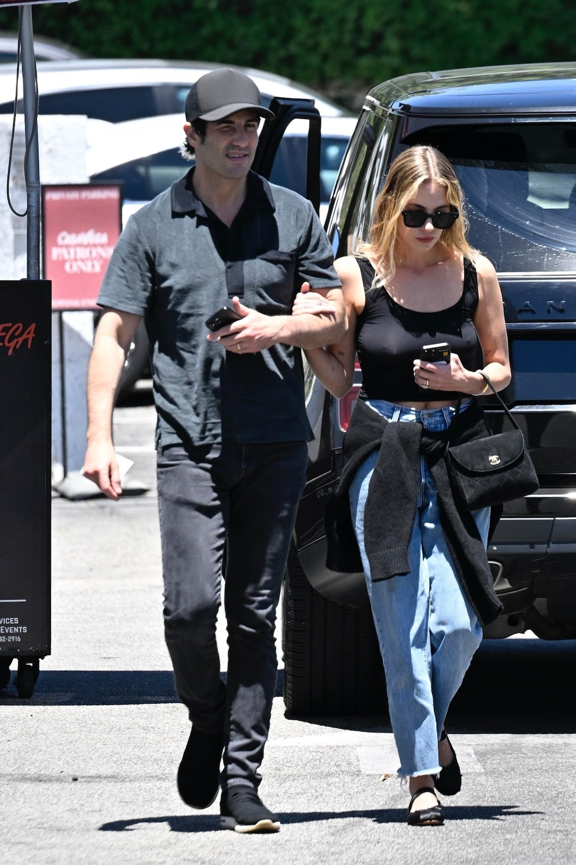 Ashley Benson and Brandon Davis enjoyed a bite to eat at Casa Vega in Los Angeles.