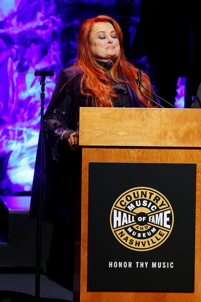 Naomi Judd tearfully honored at Country Music Hall of Fame induction